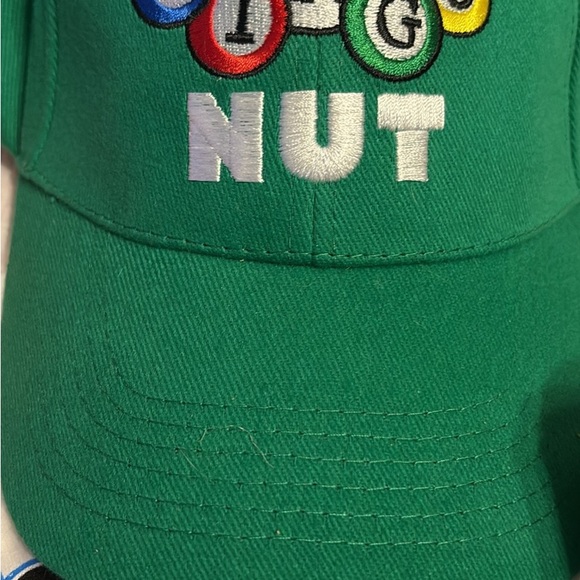 Bingo Party Supplies Set with Green Cap and Colorful Accessories - Picture 3 of 4